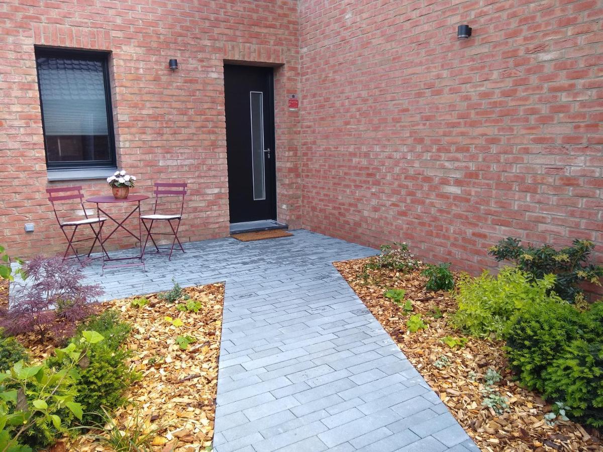 Camphin-en-Pevele Les Agapanthes B&B 외부 사진